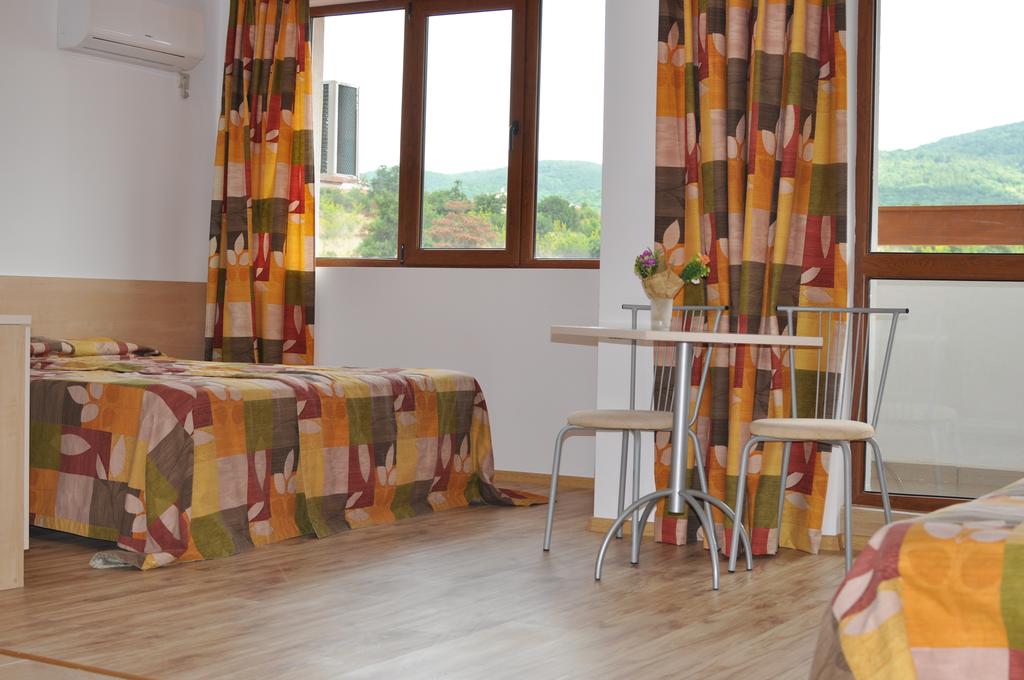 FESTA_GARDENIA_HILLS_OFERTE_HOTEL_SUNNY_BEACH_BULGARIA